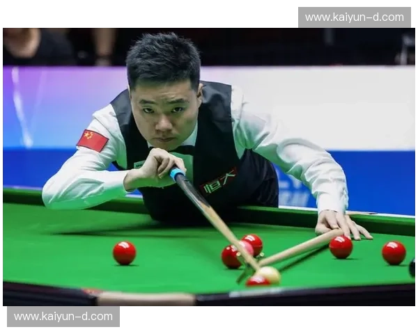 绿呢台上的绅士博弈：当丁俊晖遇见马克·戴维斯，一场关于纯粹斯诺克的灵魂对话